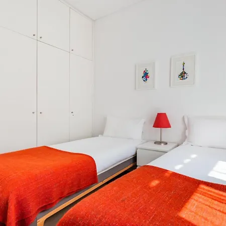 Chiado Prime Camoes Apartment Lisbon Exterior photo